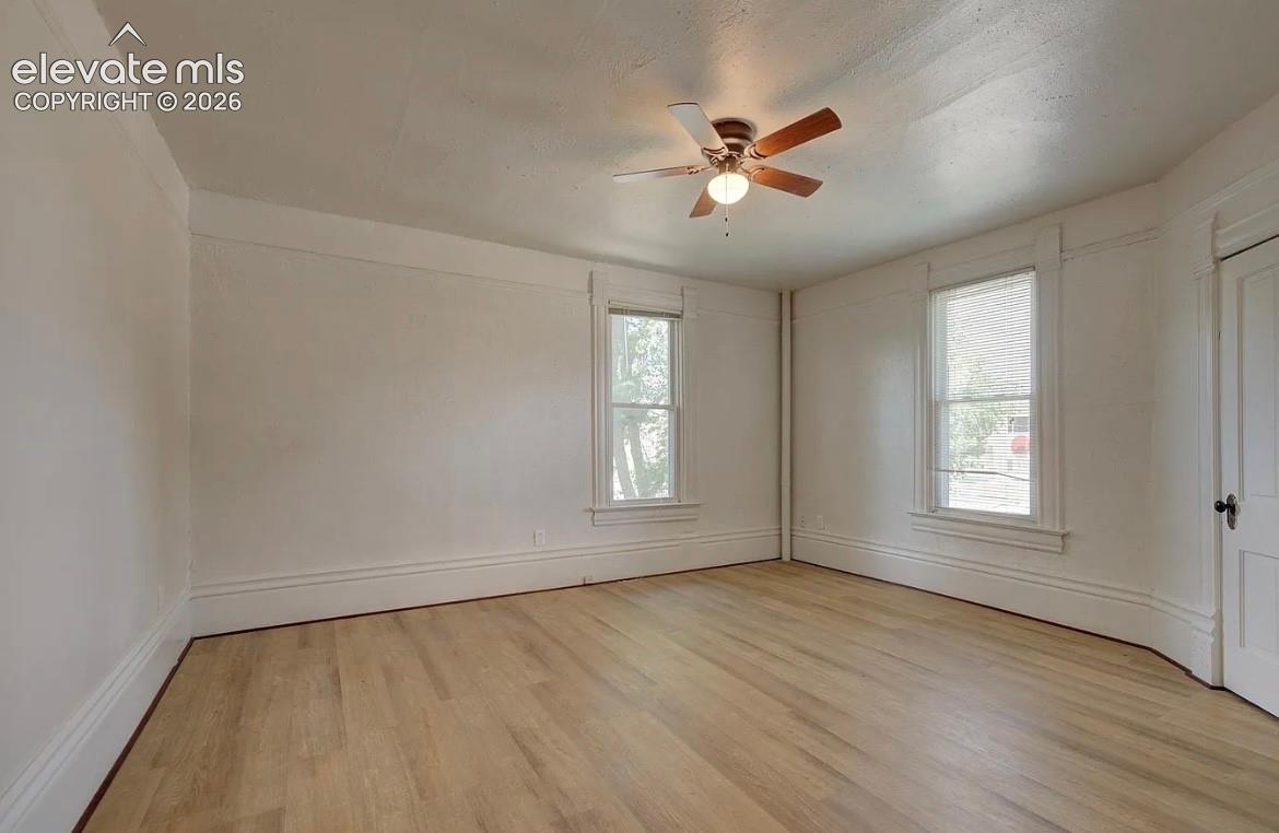 Upper level unit