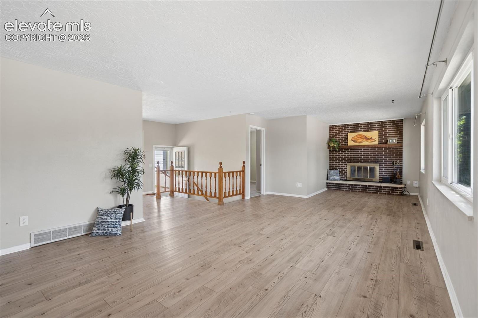 Photo 8 of 408 Elmwood Drive, Colorado Springs