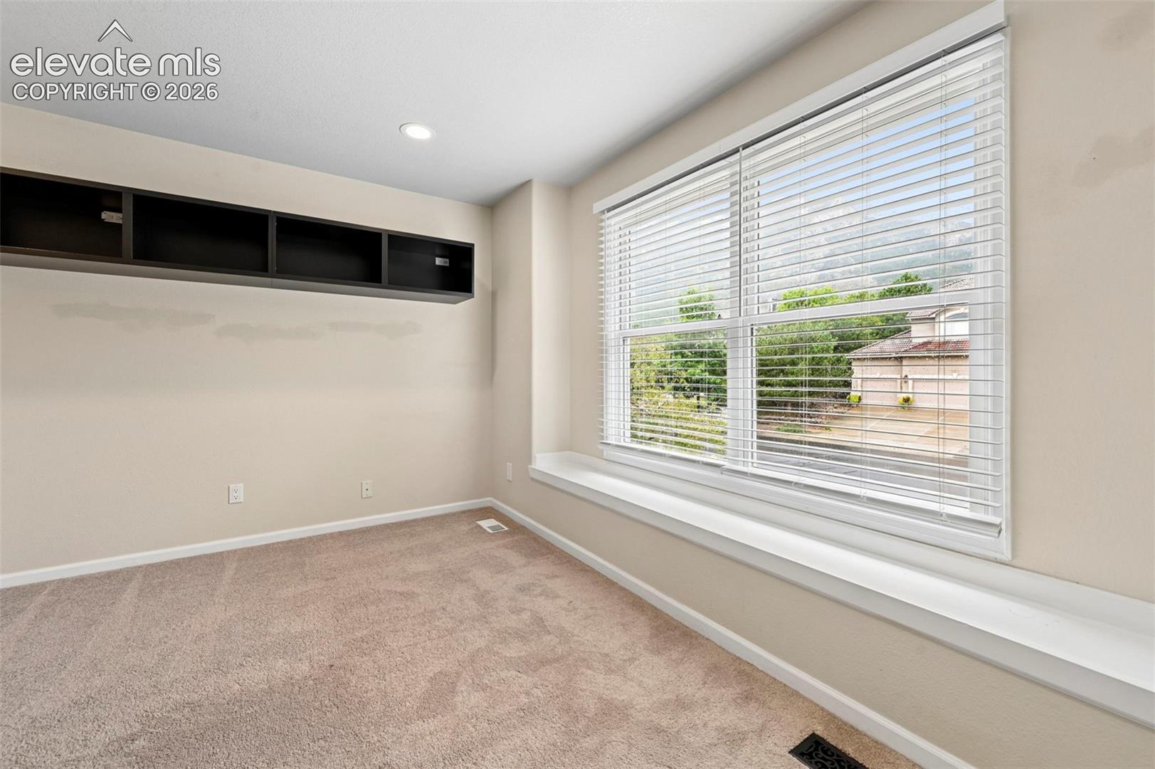 Upstairs bedroom with incredible views of Cheyanne mountain 