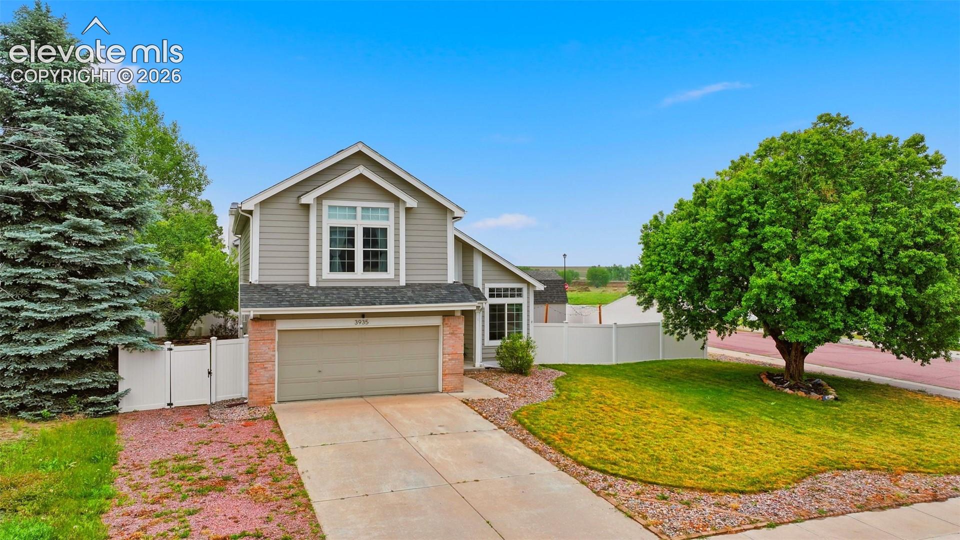 3935 Anvil Dr, Colorado Springs, CO 80925