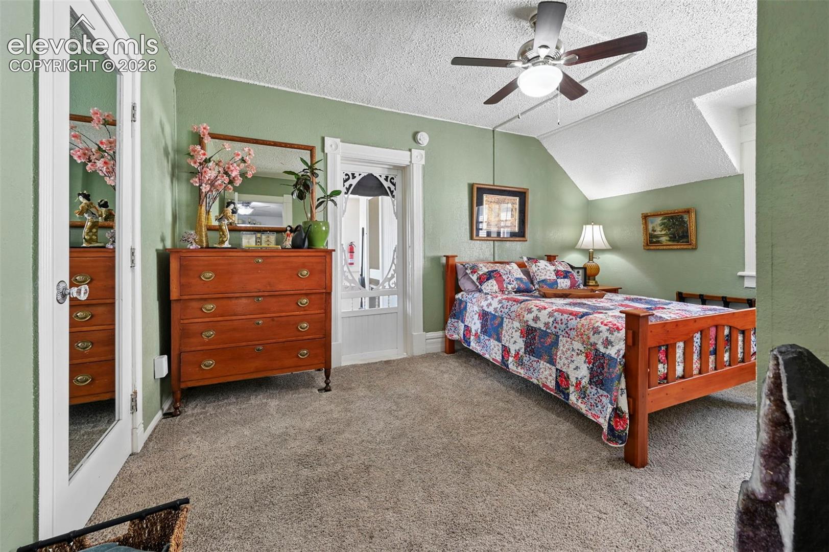 #4 Guest Bedroom