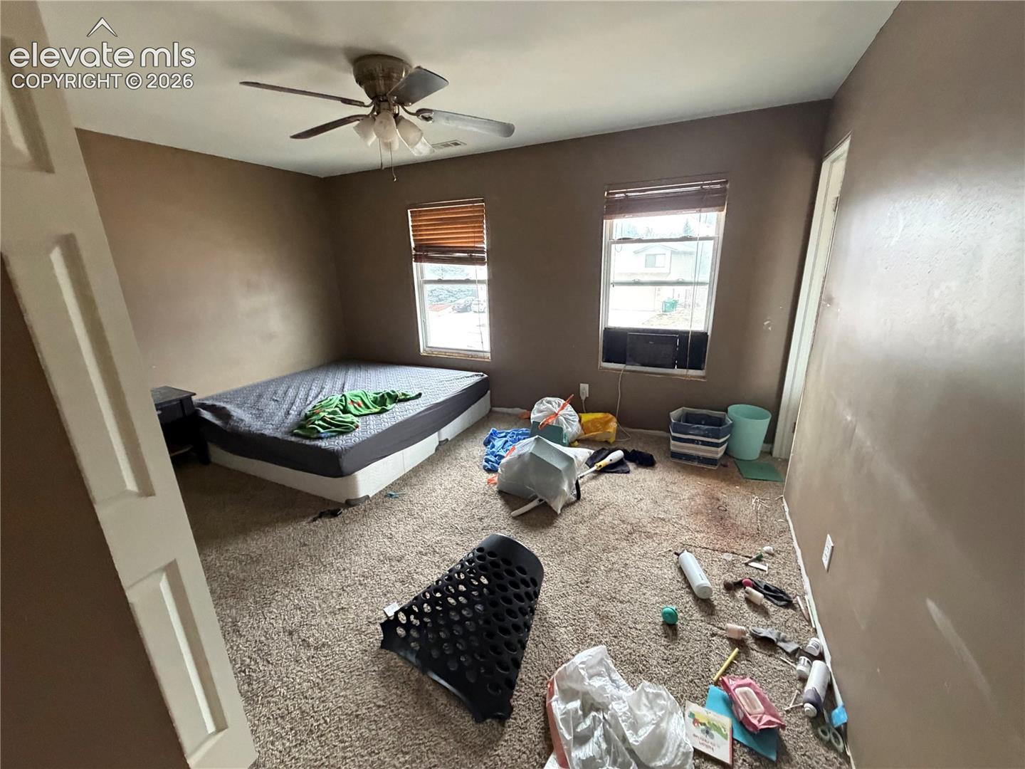Photo 7 of 915 Crandall Drive, Colorado Springs