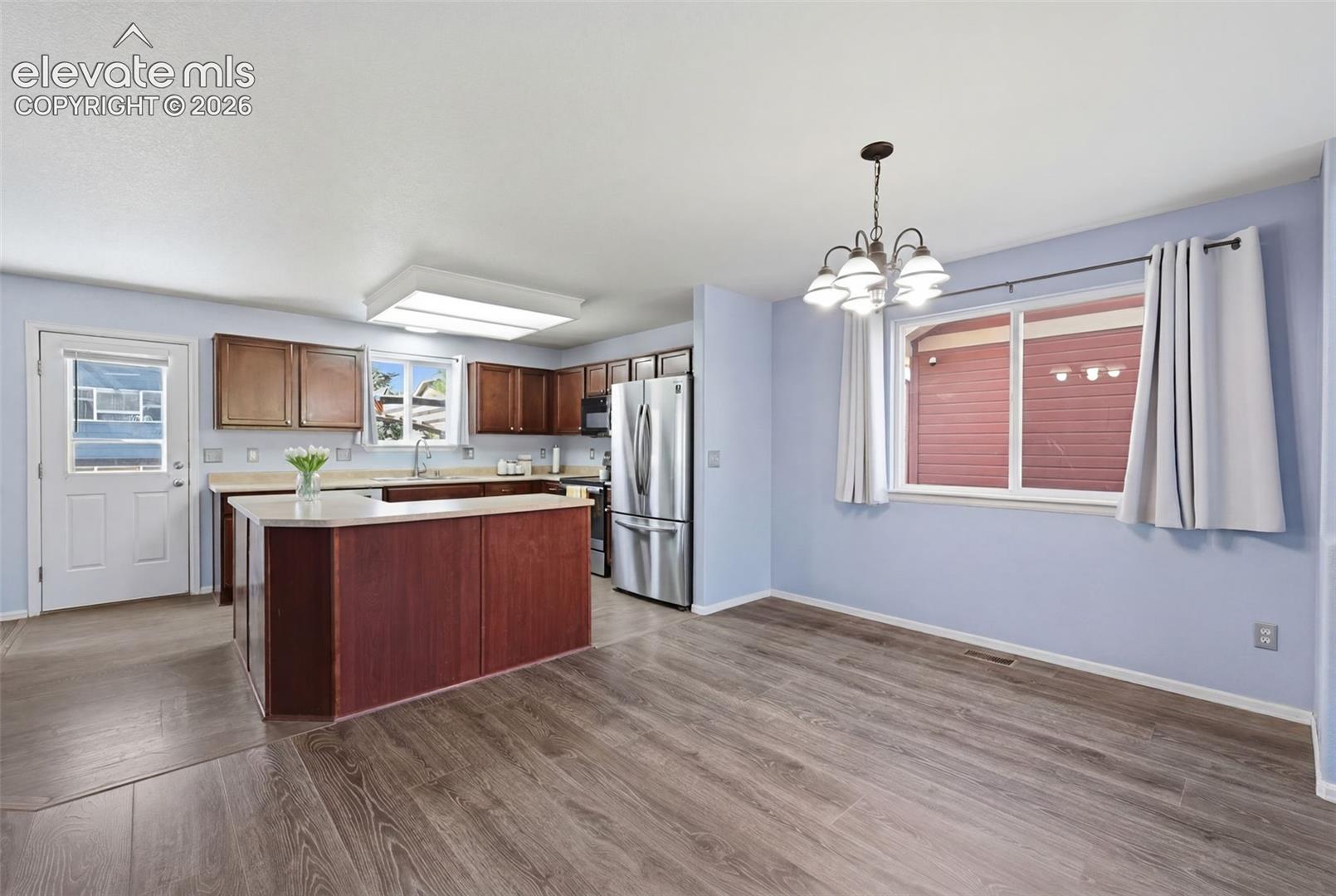 Photo 7 of 7889 Notre Way, Colorado Springs