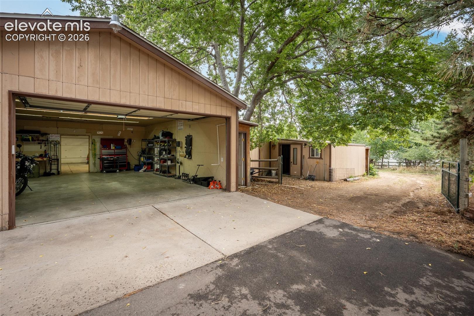 Attached Garage