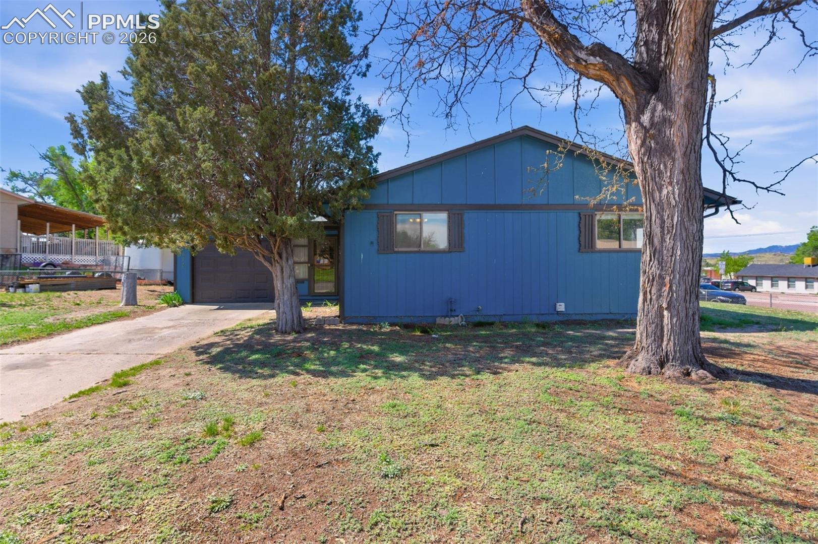 624 Widefield Dr, Colorado Springs, CO 80911