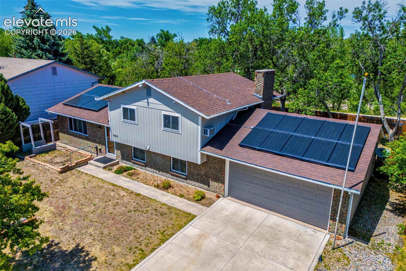 6665 Brook Park Dr, Colorado Springs, CO 80918
