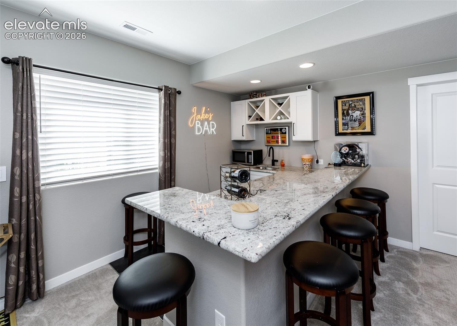 Wet Bar in family room
