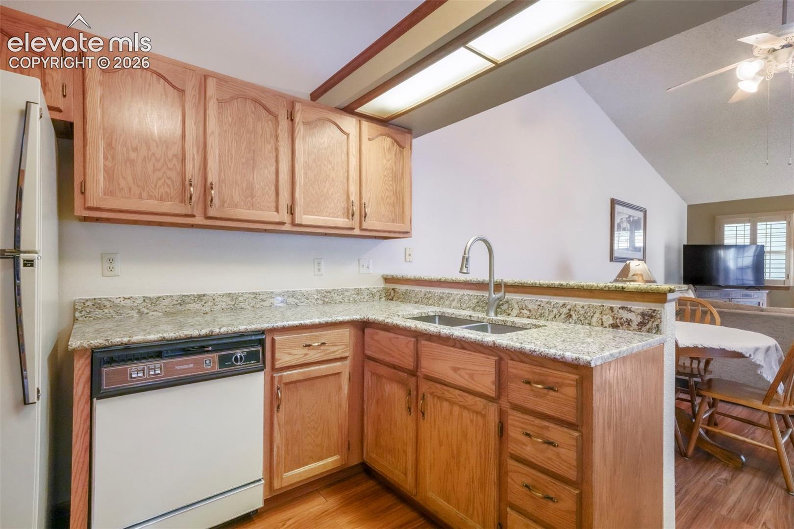 Photo 18 of 38 Rising Sun Terrace, Colorado Springs