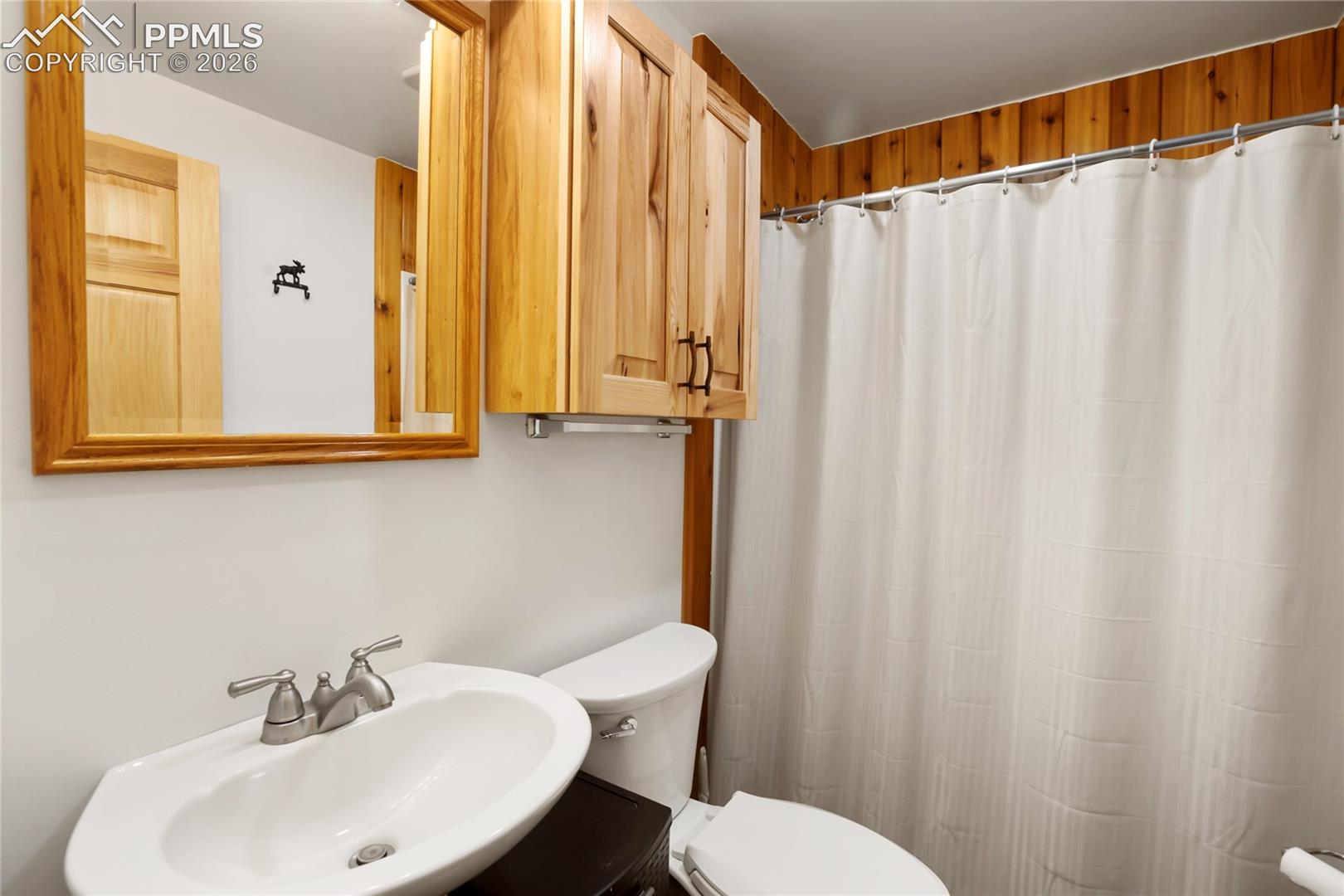 Full bathroom