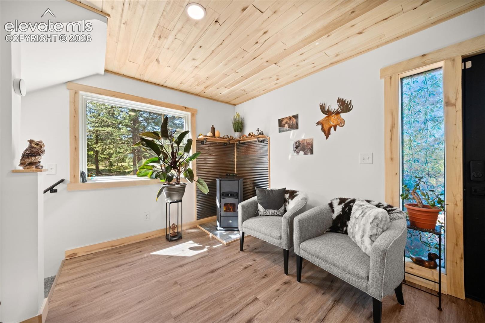 Main level sittin area with pellet stove