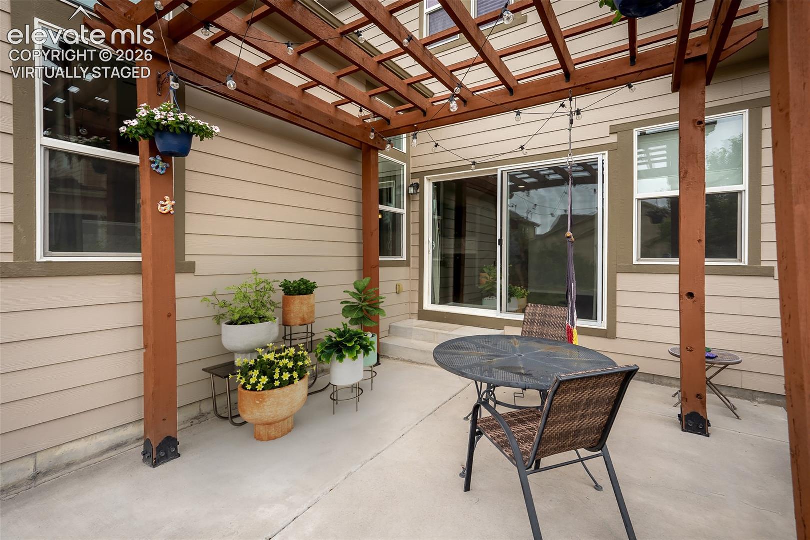7242 Lewis Clark Trail