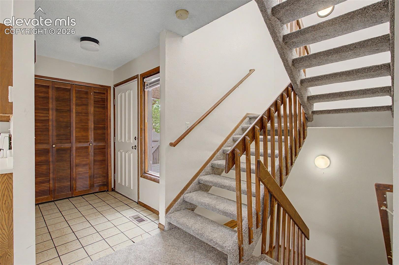 869 Pebblewood Dr, Colorado Springs, CO 80919