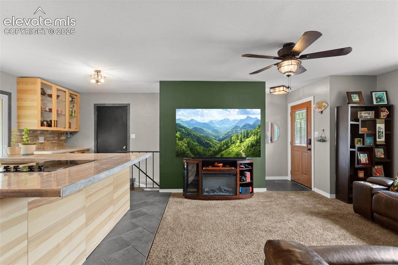 Photo 7 of 1216 Hathaway Drive, Colorado Springs