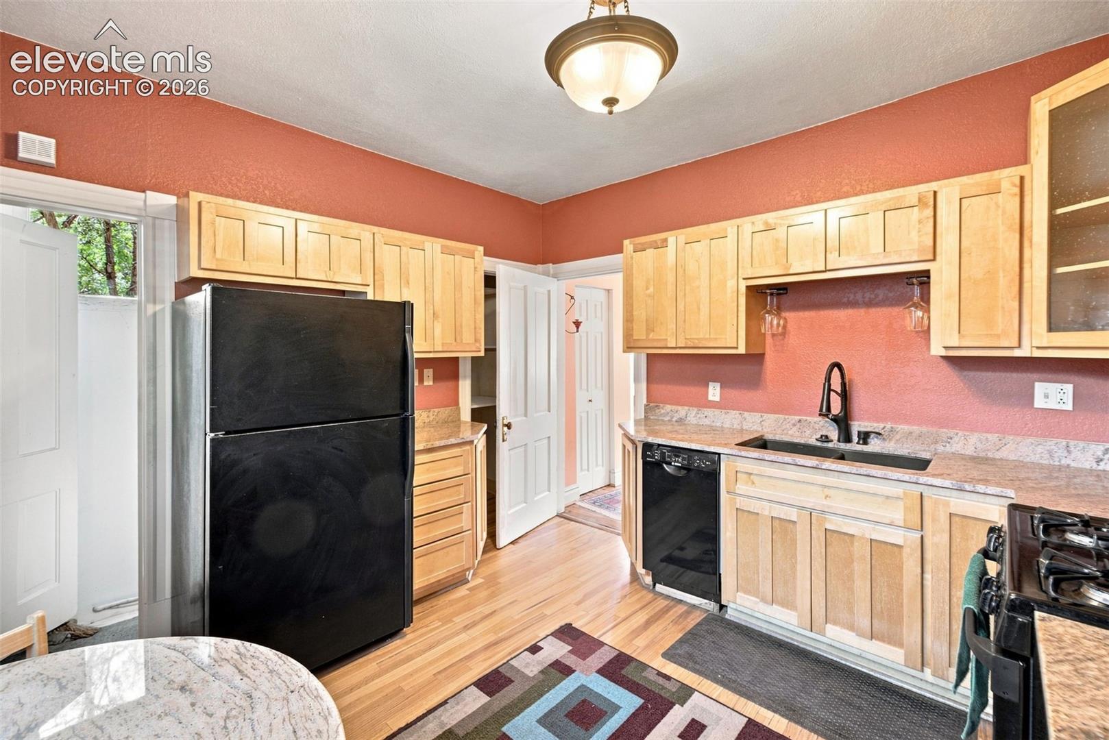 Photo 13 of 421 E Caramillo Street, Colorado Springs