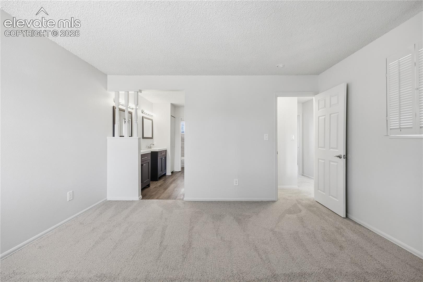 4571 Sunnyhill Dr, Colorado Springs, CO 80916