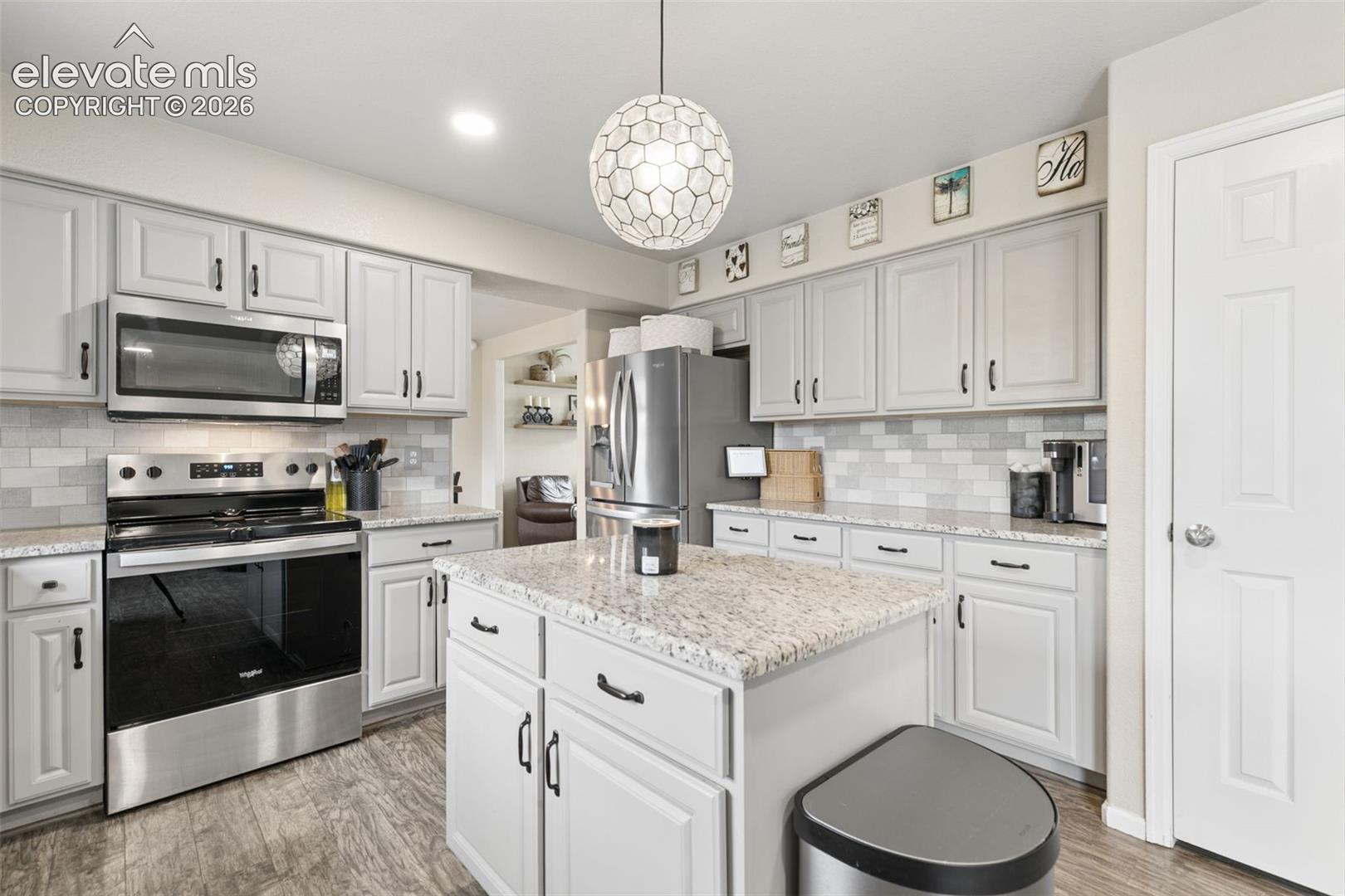 Photo 10 of 6914 Sierra Meadows Drive, Colorado Springs