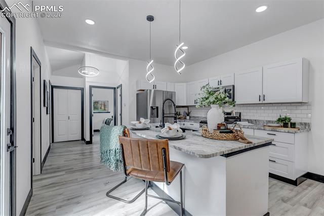 Photo of 908 E Cimarron Street, Colorado Springs, CO 80903
