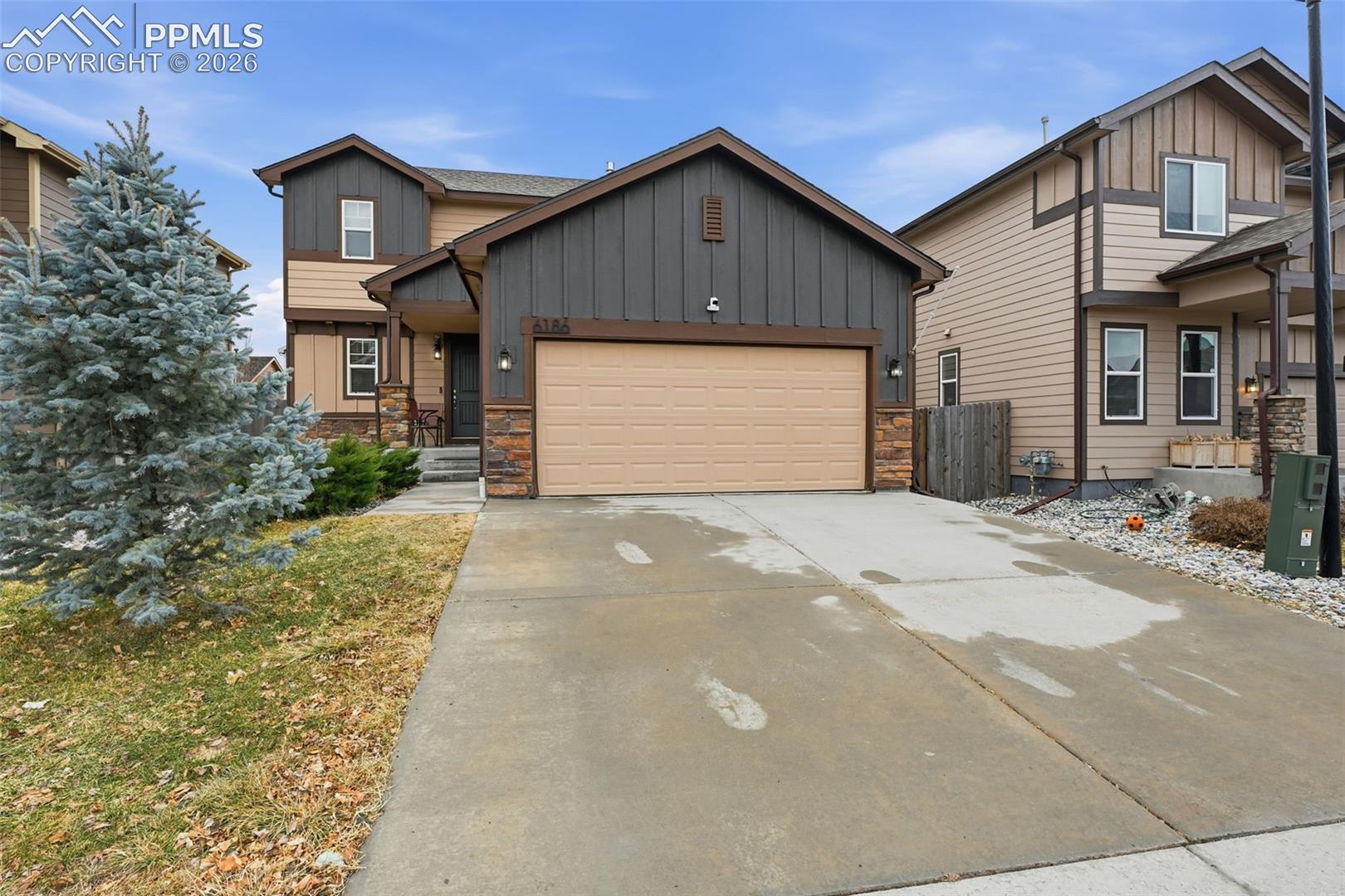 Featured Listings Featured Listings