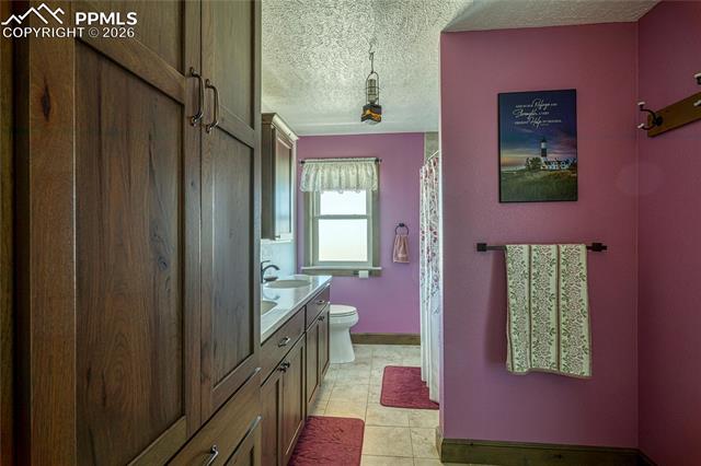 Full bathroom with 