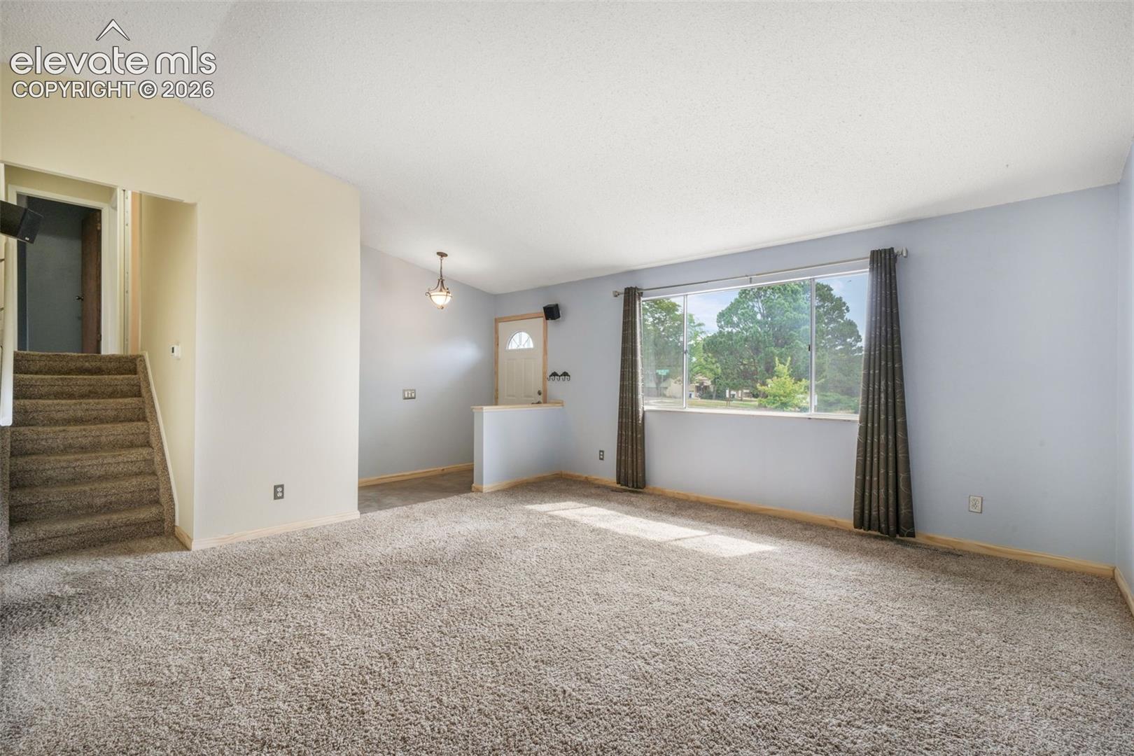 Photo 9 of 5090 Flintridge Drive, Colorado Springs