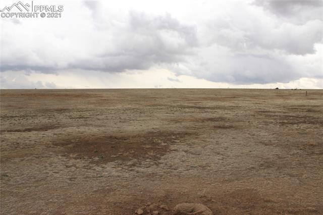 2955 Hoofprint Rd, Peyton, CO 80831