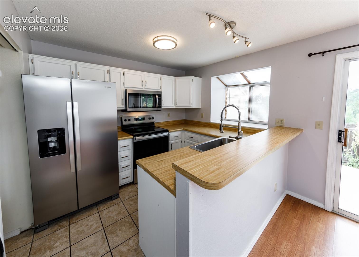 Newly Renovated Kitchen
