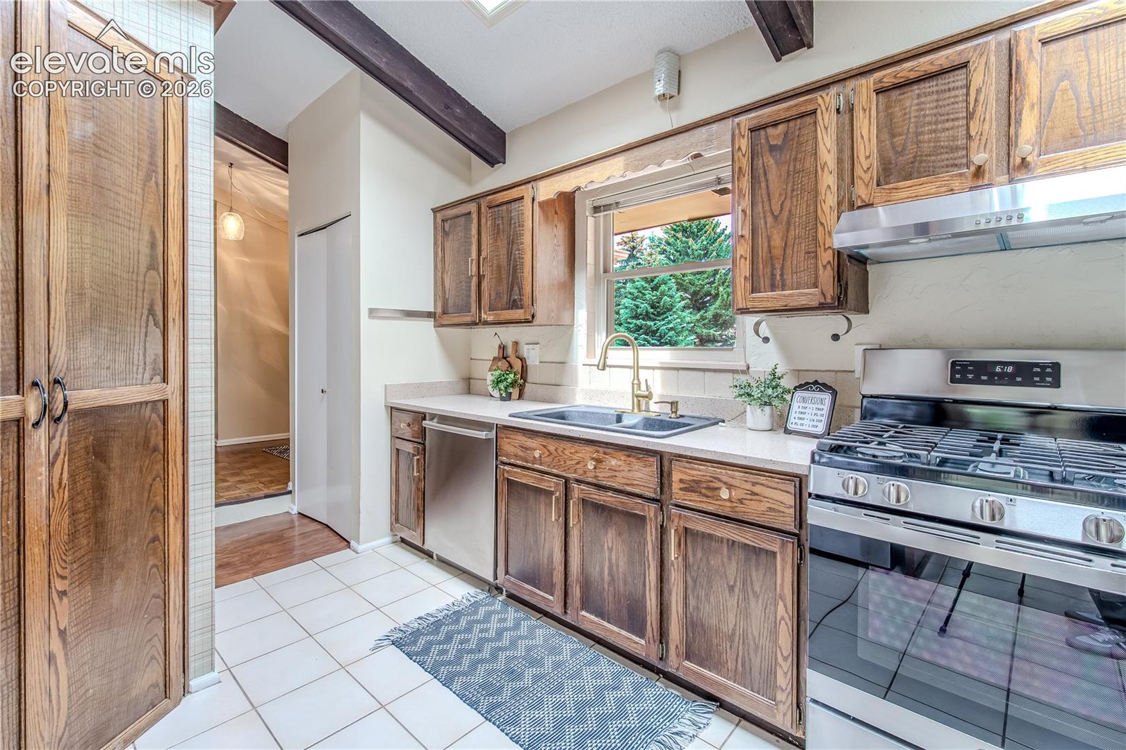 Photo 12 of 5233 Cambria Drive, Colorado Springs