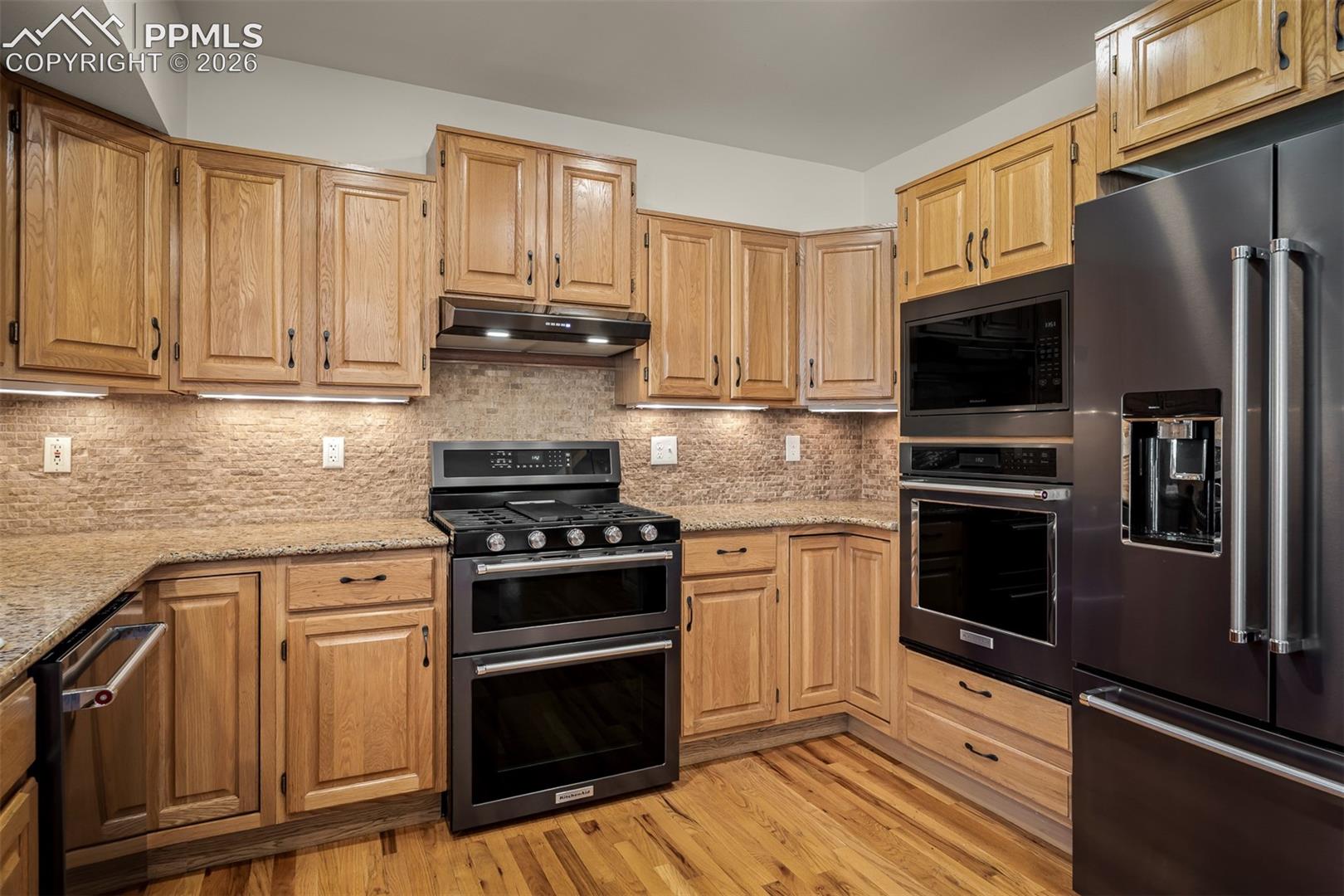 8450 Melross Court