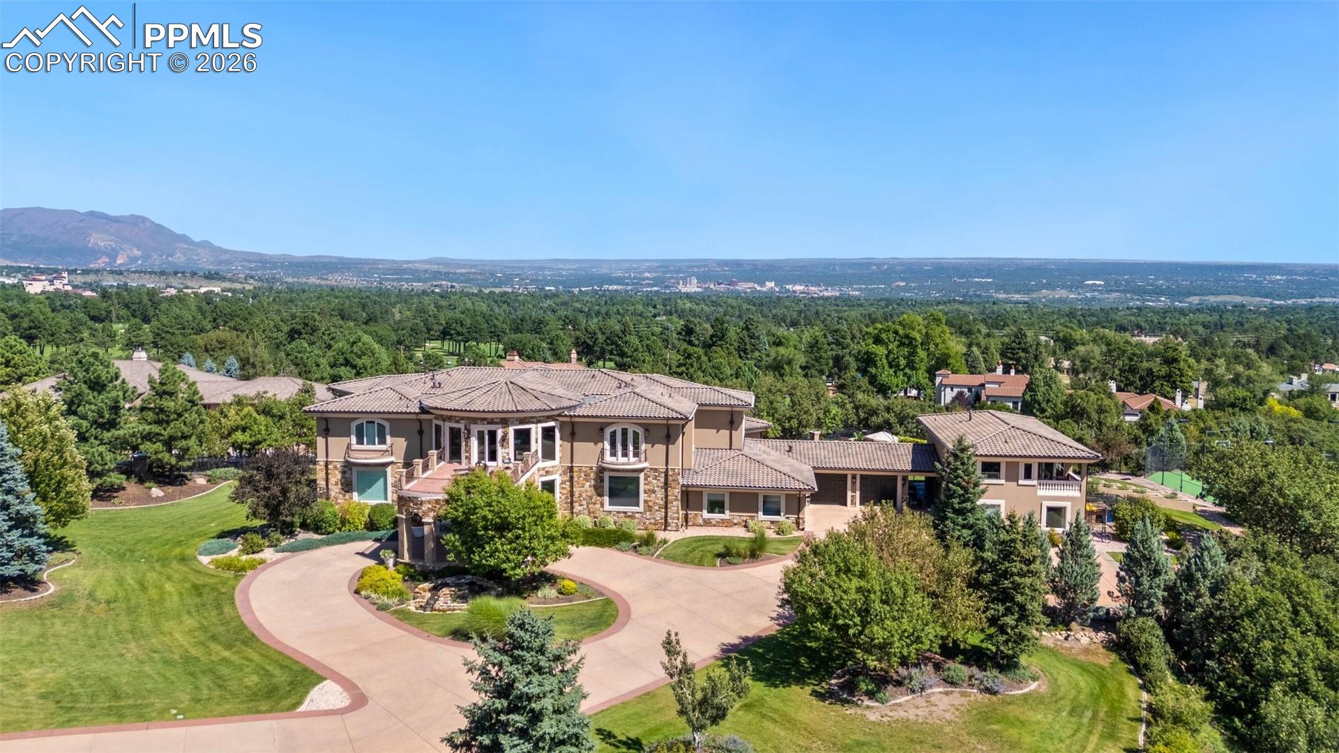 Broadmoor & Broadmoor Resort
