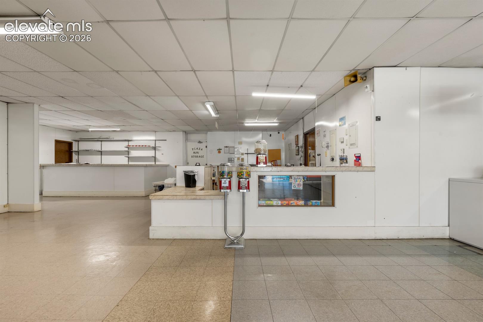 Counter space/Office