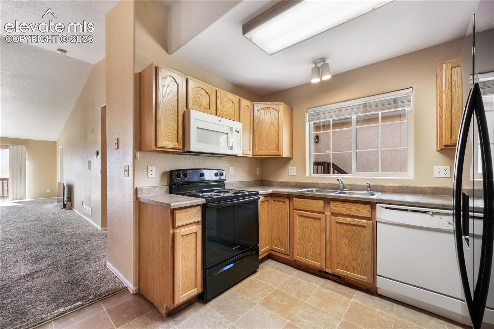 Kitchen, all appliances included