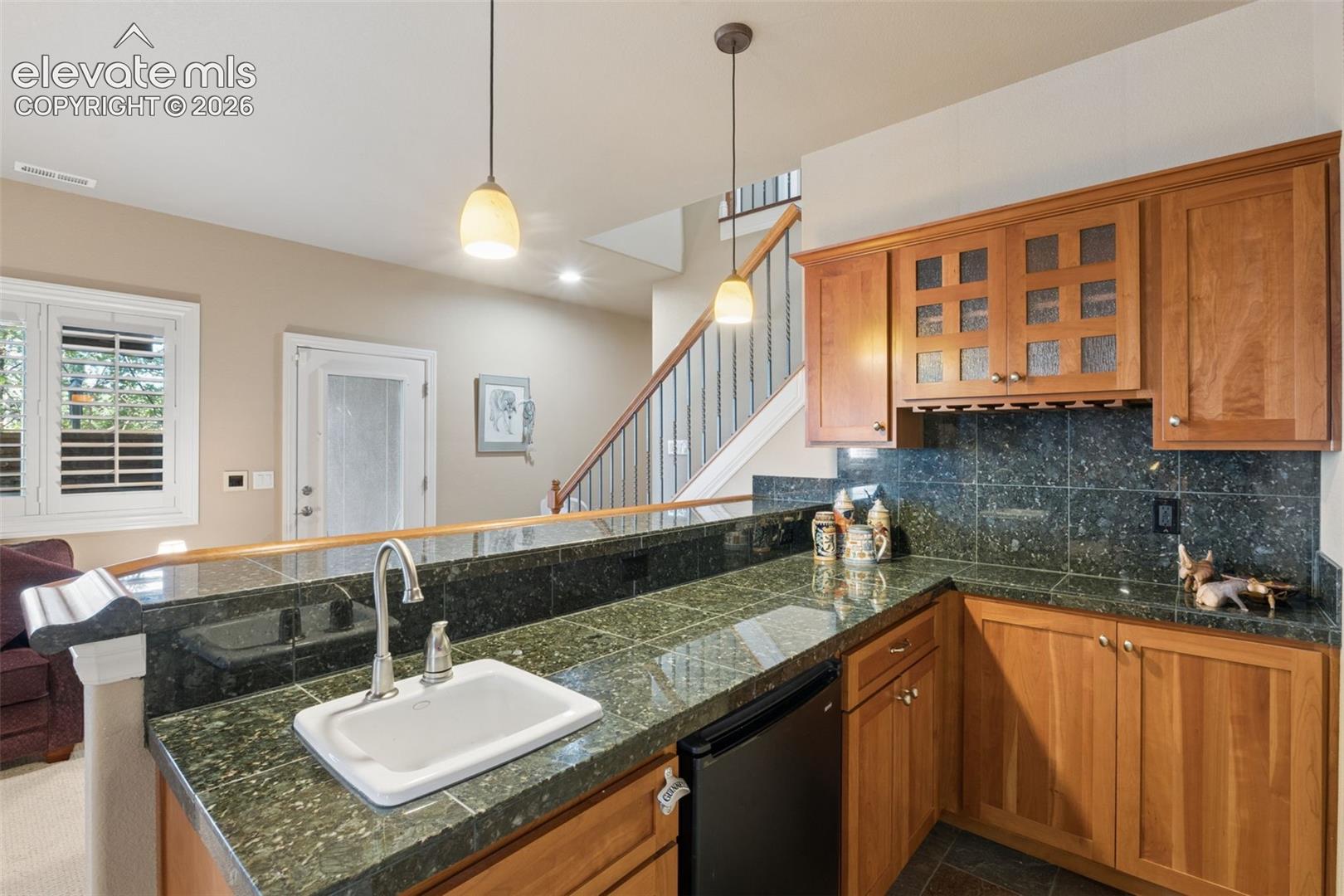 Wet Bar with dishwasher