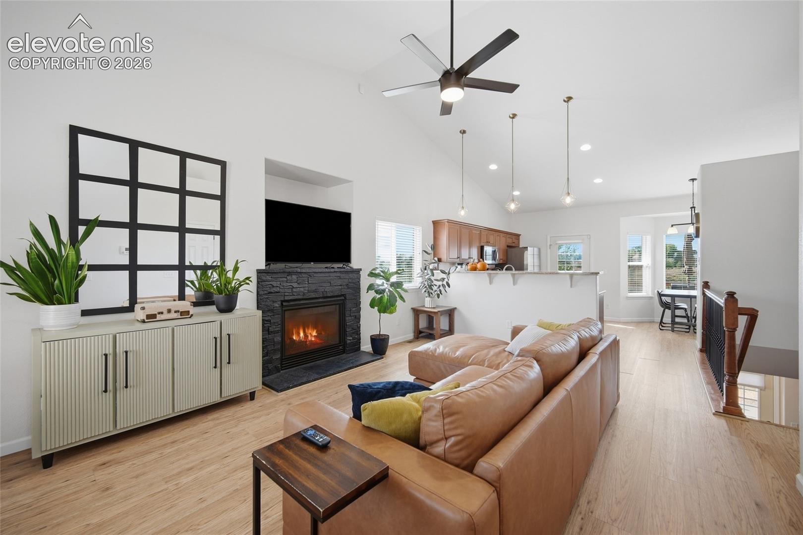 Photo 6 of 7454 Waterside Drive, Colorado Springs