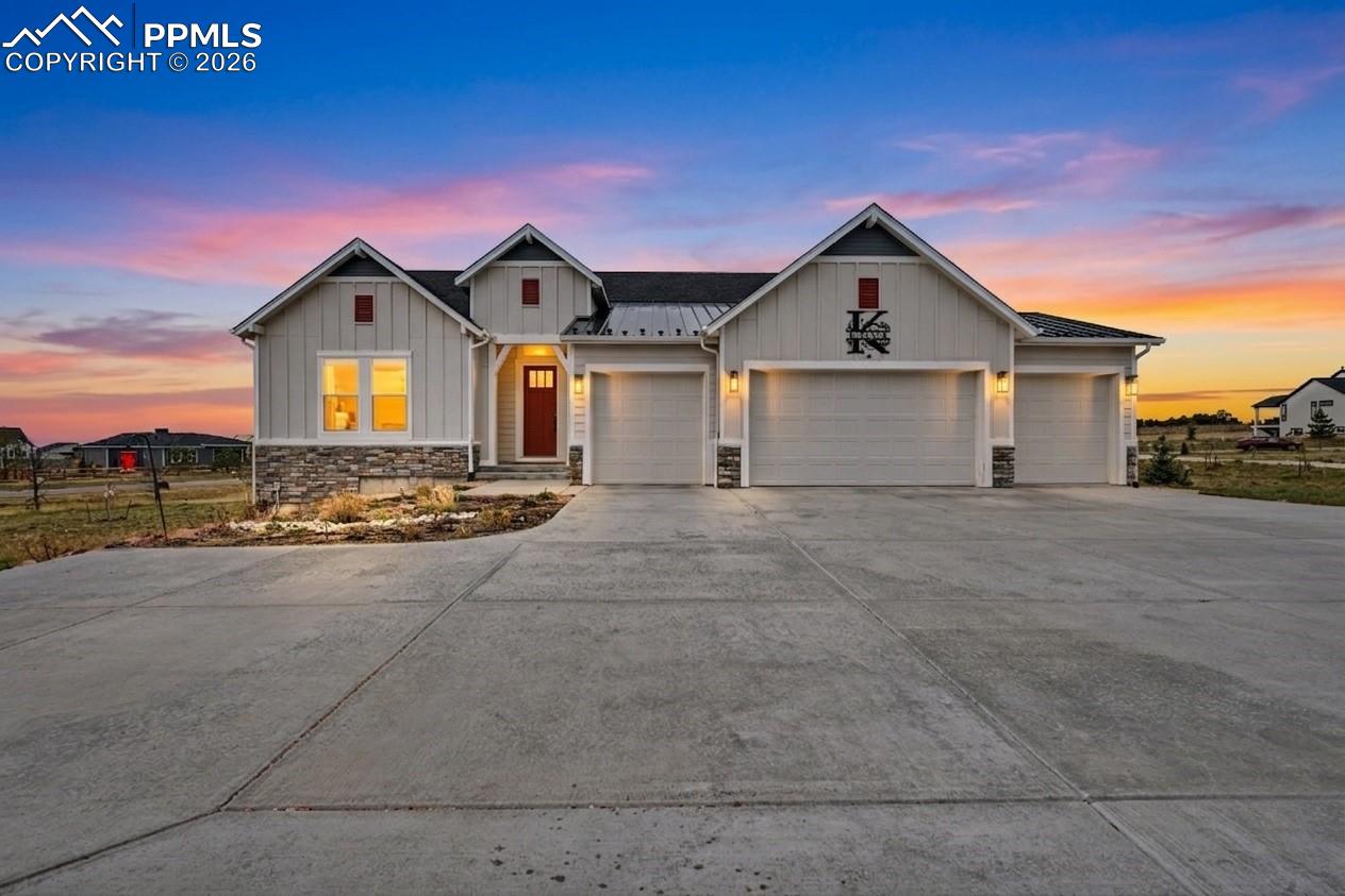 Featured listings
