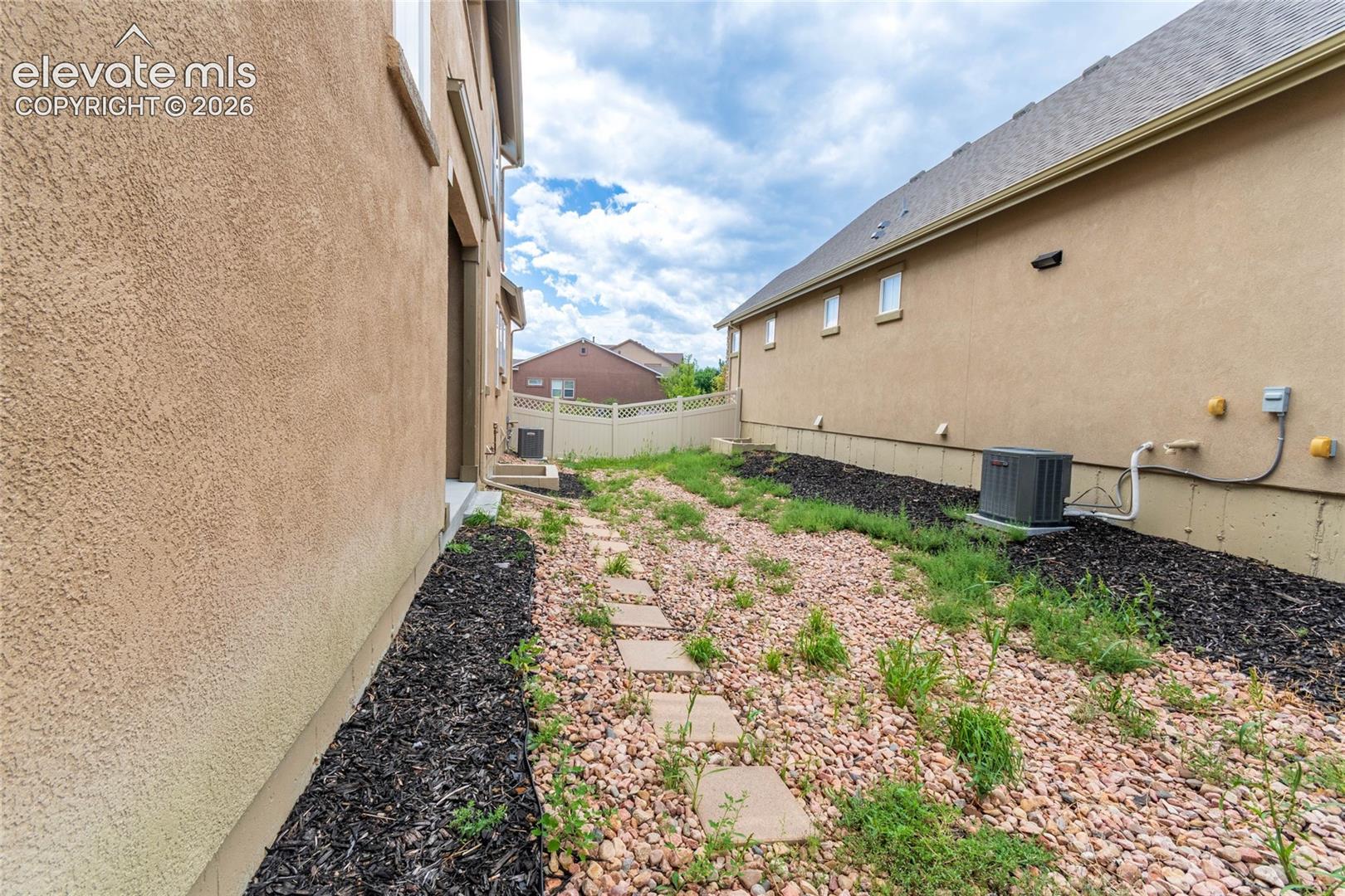 Photo 6 of 9767 Wolf Lake Drive, Colorado Springs