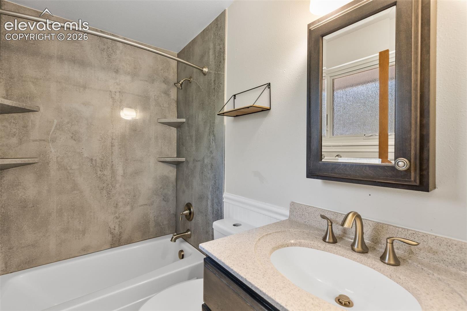 Photo 15 of 509 W Cheyenne Road, Colorado Springs