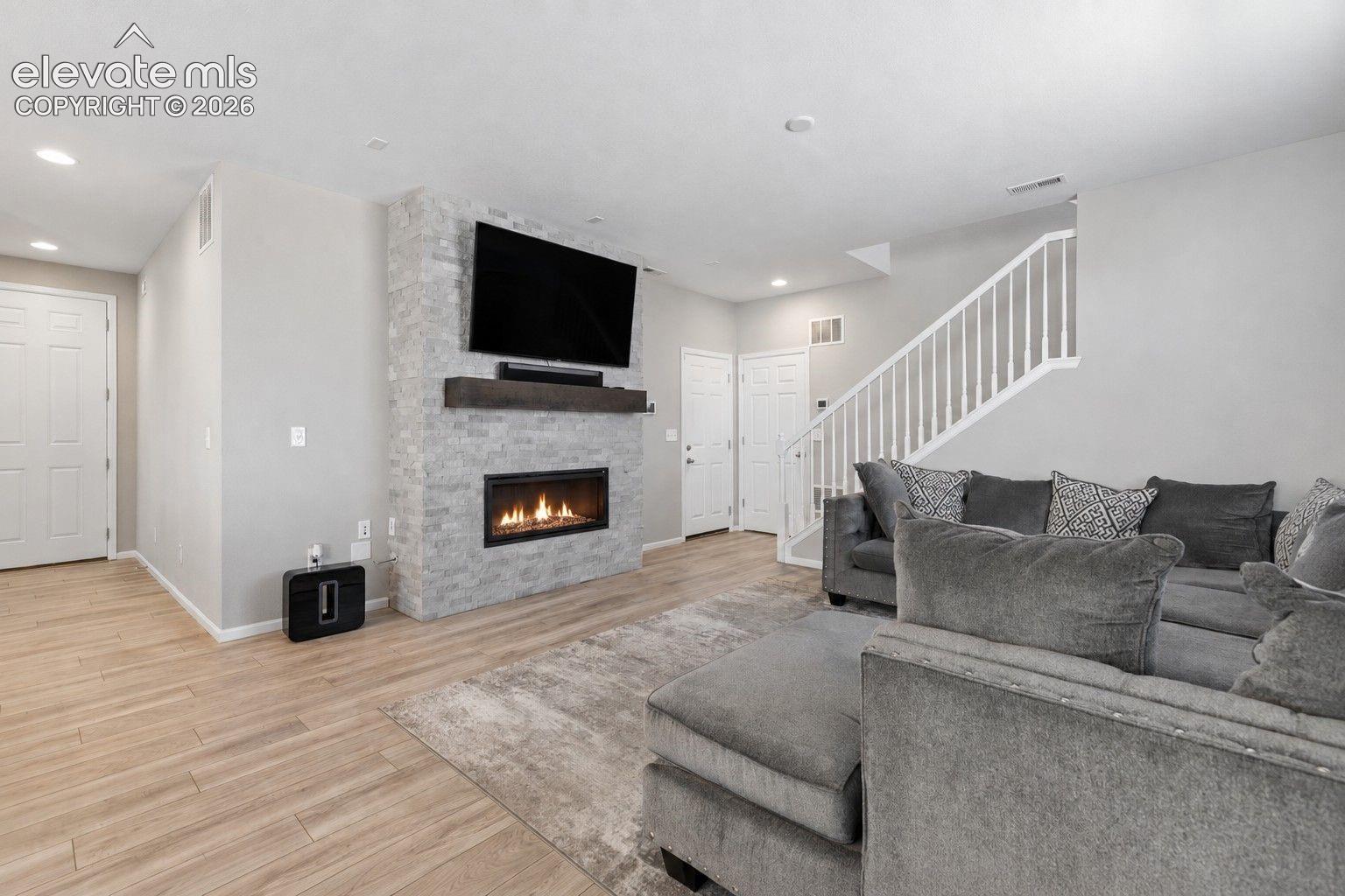 2583 Gobi Dr — photo 2