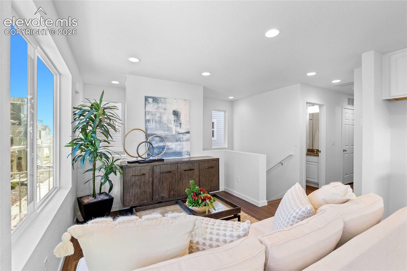 *photos of a model home*