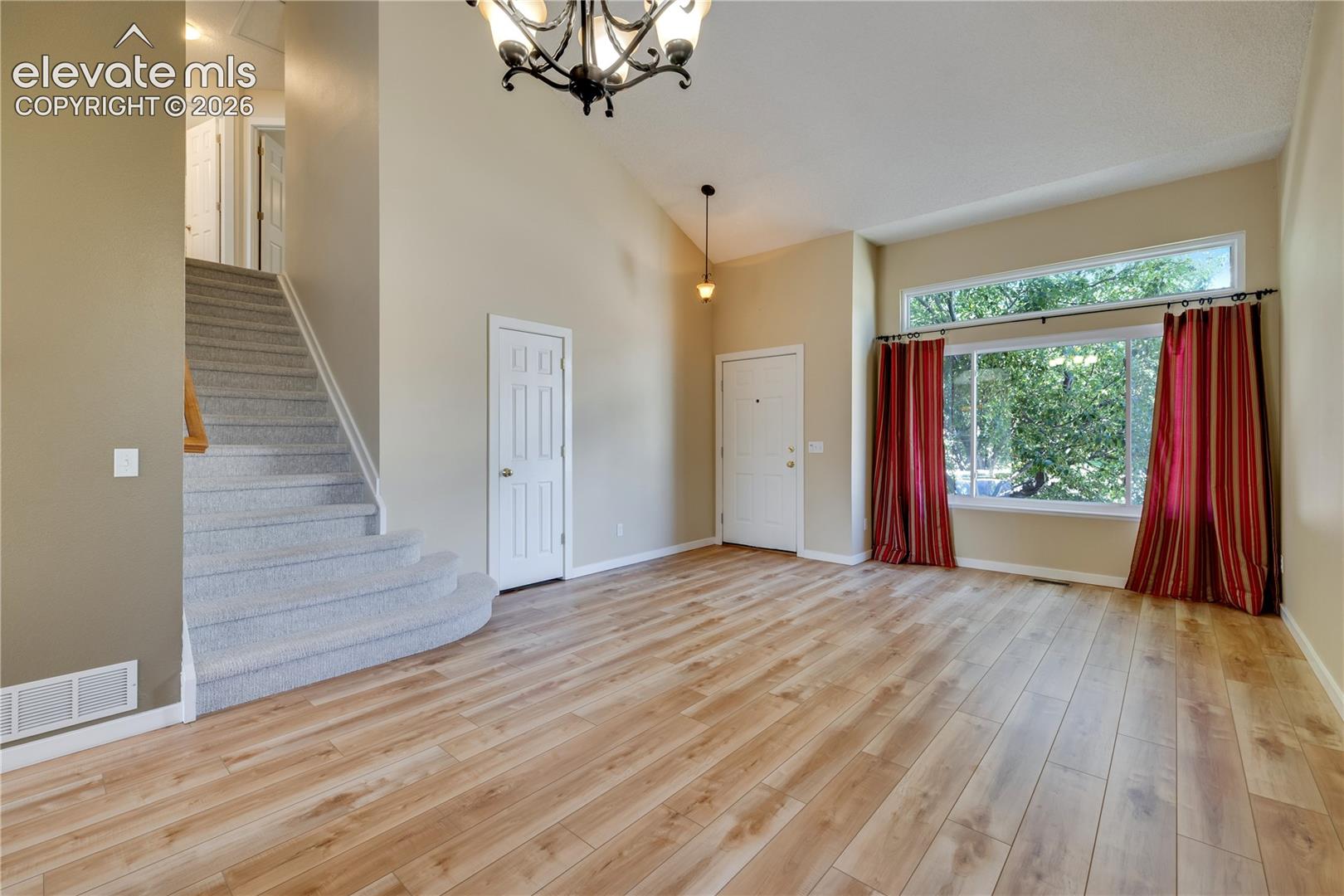 Living room/dining room combo