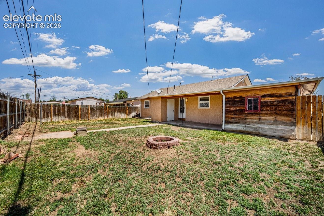 1803 Brimmer Ave, Pueblo, CO 81005