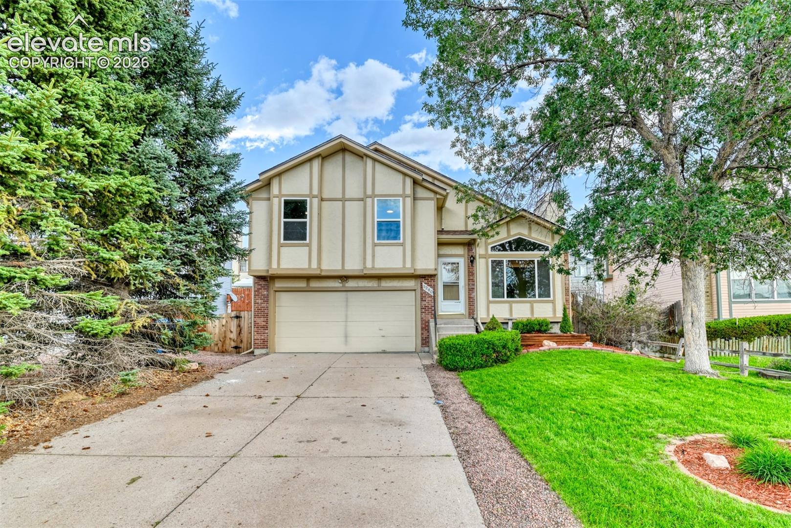 1240 Piros Dr, Colorado Springs, CO 80922