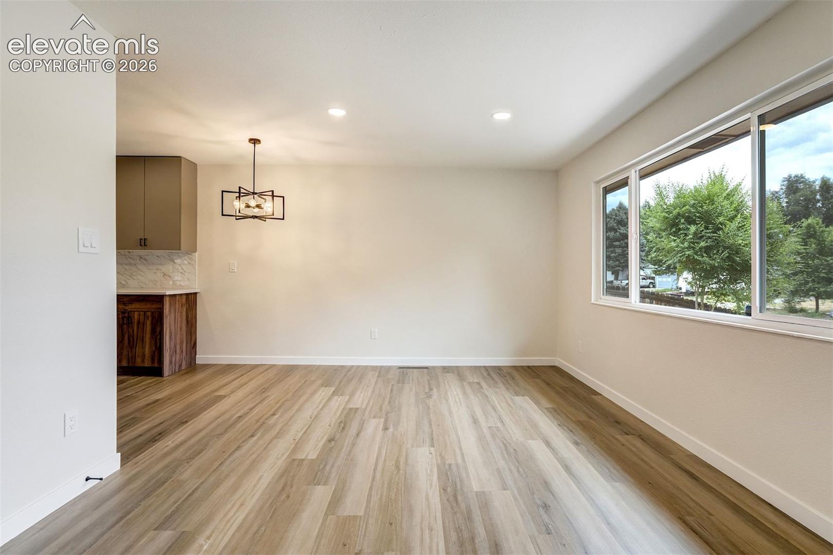 Photo 8 of 806 Querida Drive, Colorado Springs