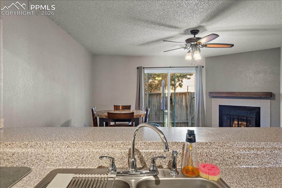 Photo 10 of 4304 Hunting Meadows Circle, Colorado Springs