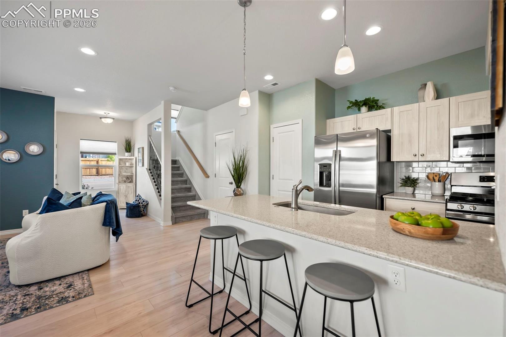 BRIGHT AND SPACIOUS OPEN MAIN LEVEL 