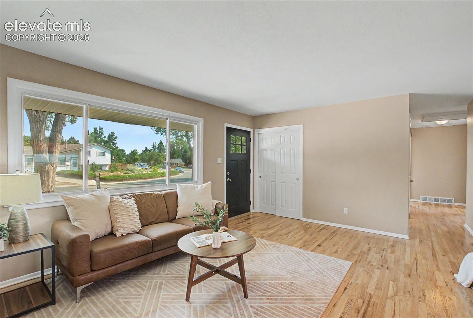 Photo 8 of 3811 Dixon Way, Colorado Springs