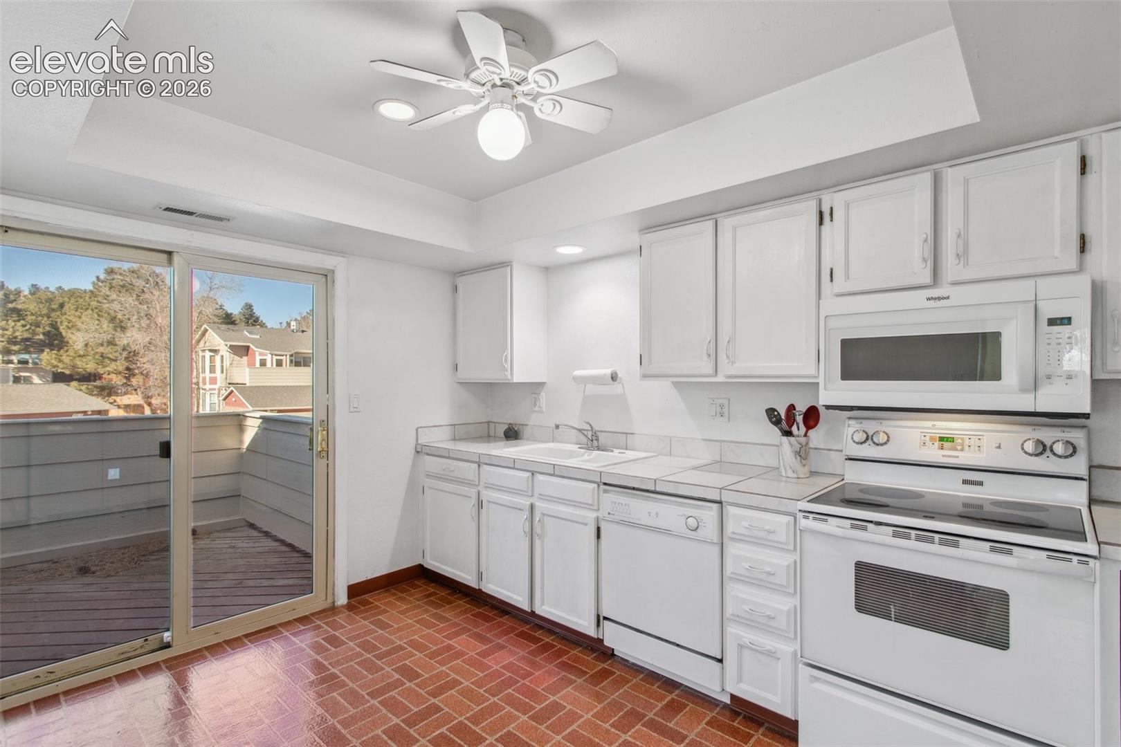 Photo 8 of 432 W Rockrimmon Boulevard #B, Colorado Springs