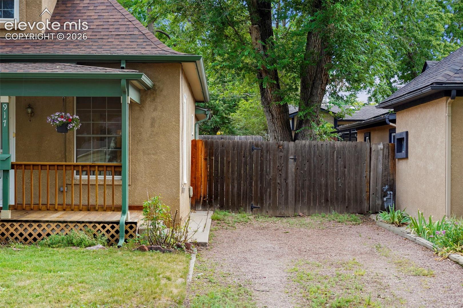 Ample off-street parking on the driveway