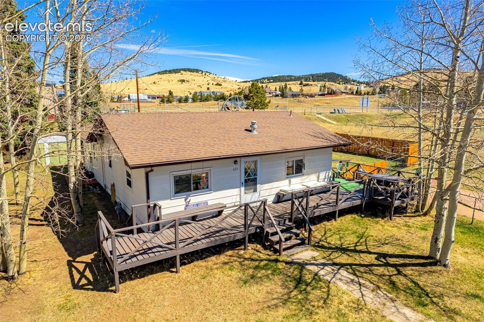 223 W Golden Ave, Cripple Creek, CO 80813