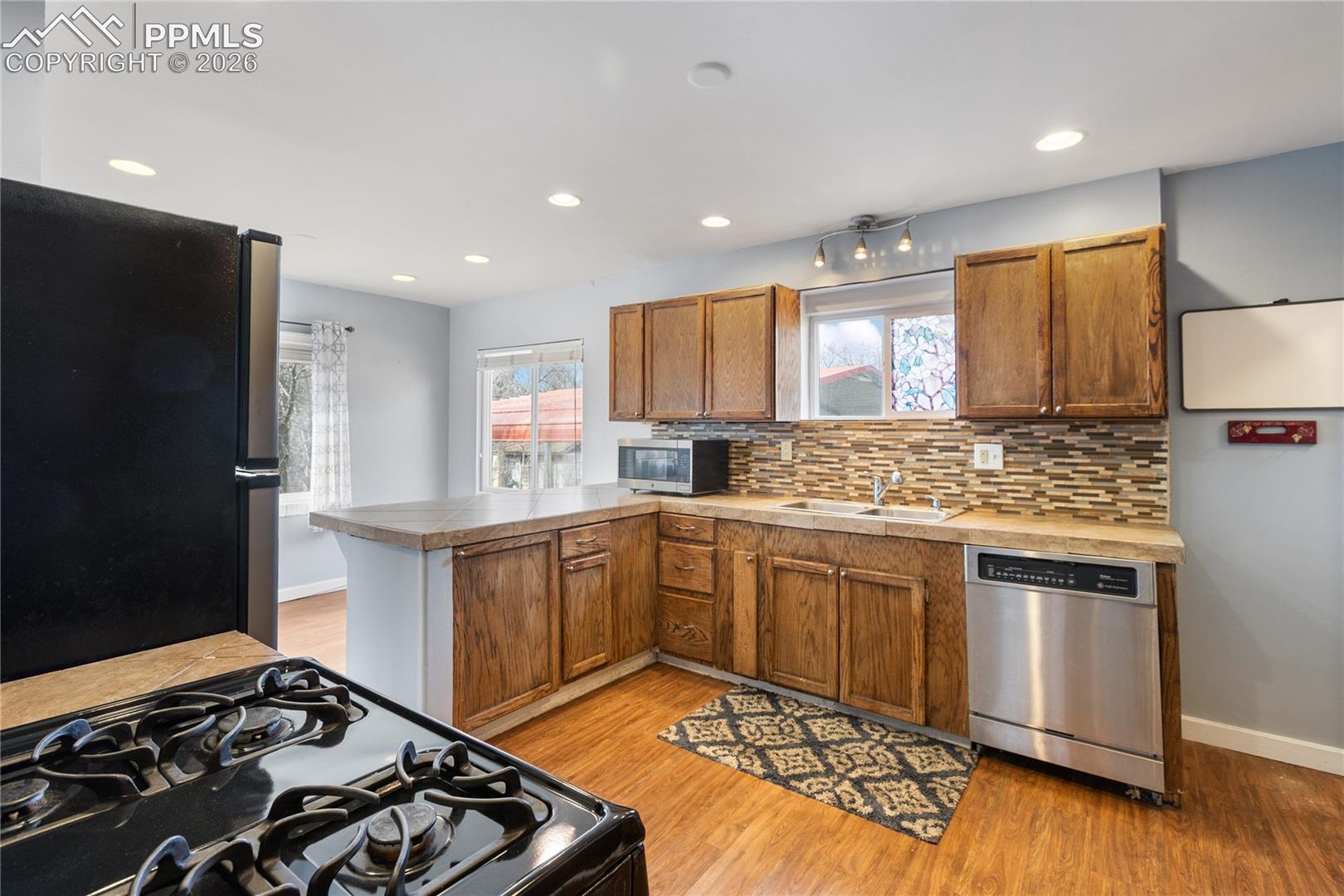 Photo 15 of 908 1/2 Bennett Avenue, Colorado Springs