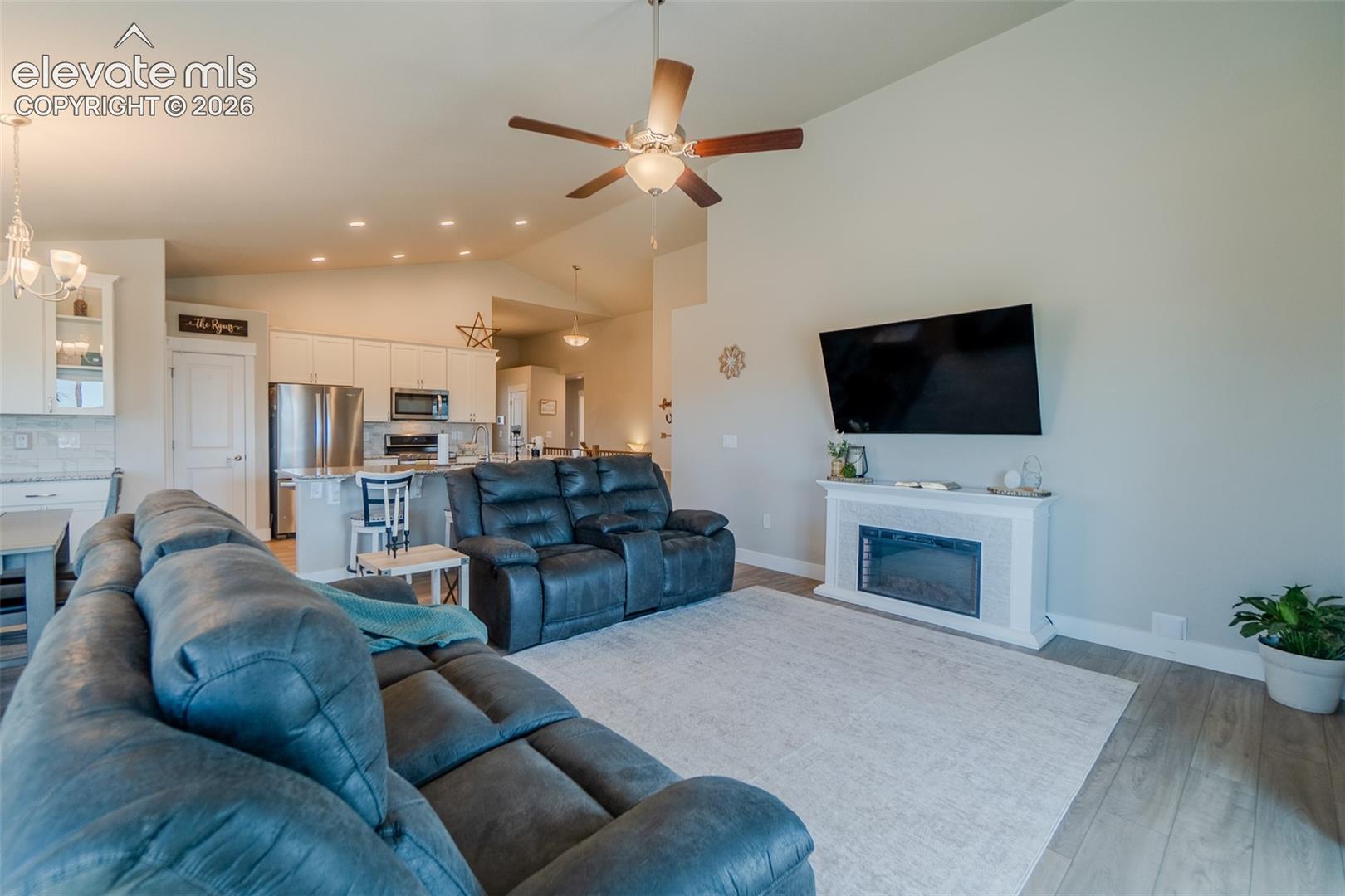 Photo 13 of 11073 Asbee Street, Peyton